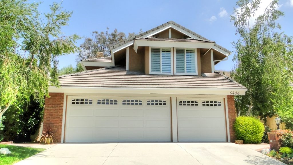 Country Glen Homes Oak Park, CA (1 mil1.2 mil)