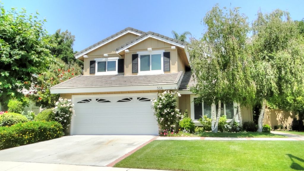 Country Glen Homes Oak Park, CA (1 mil1.2 mil)