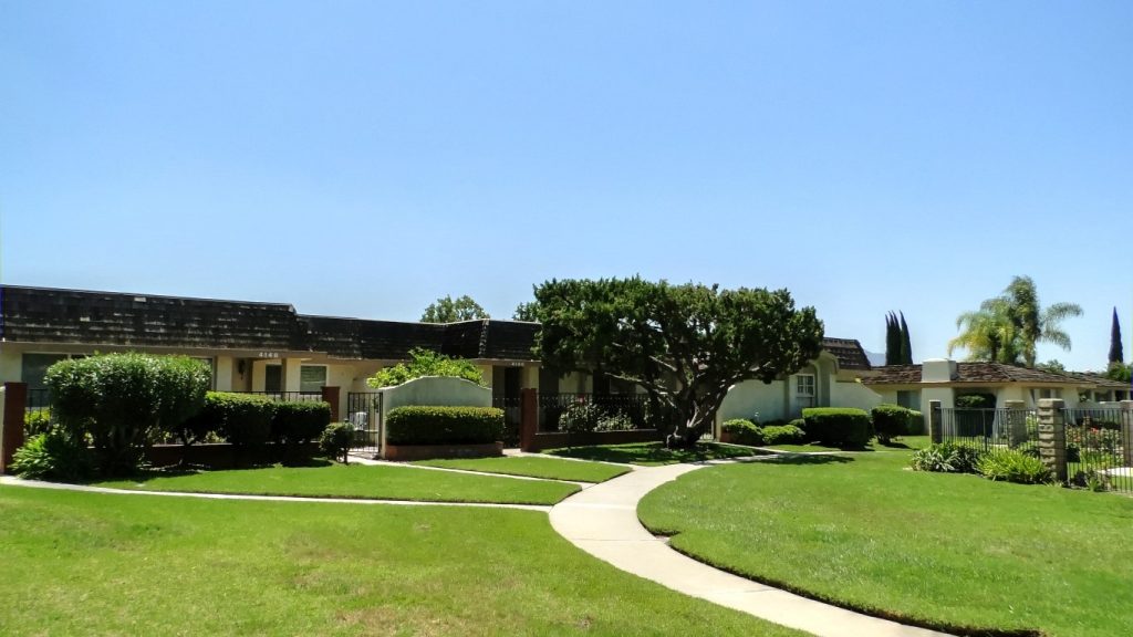 Watergate Townhomes Westlake Village, CA (600k800k)