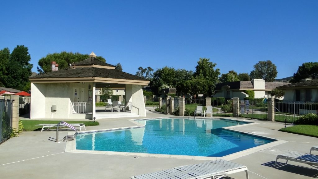 Watergate Townhomes Westlake Village, CA (600k800k)