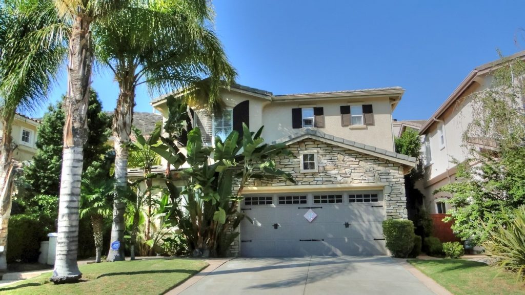 Gated Eagle Ridge & Bellagio Homes Thousand Oaks (1 mil1.5 mil+)