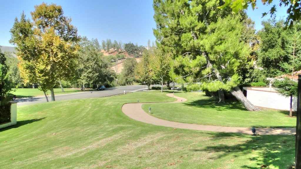 Fairgreen Townhomes Westlake Village CA (1 mil1.8 mil)