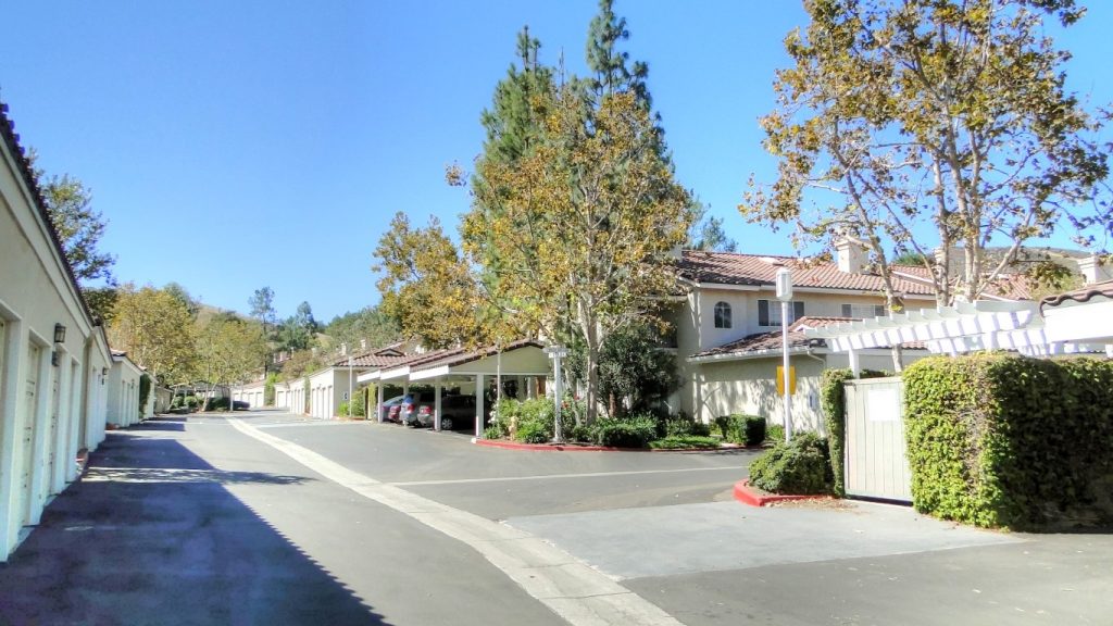 Shadow Oaks Townhomes, Oak Park CA (500k650k)