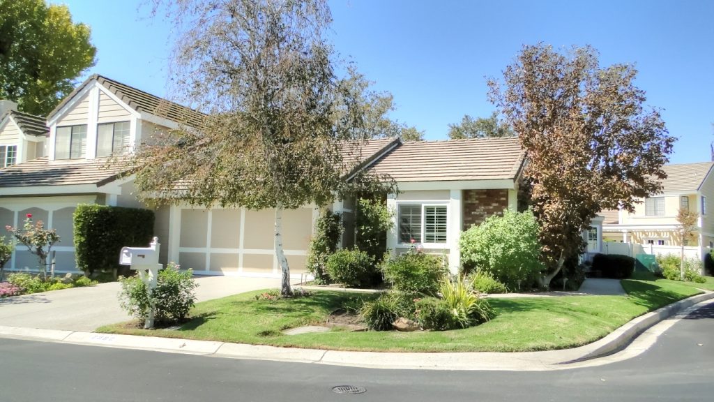 Stoneybrook Townhomes Westlake Village, CA (850k1.5 mil)